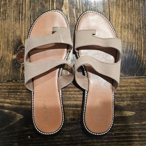 Coach and Four Leather Sandals. Taupe. Size 9.